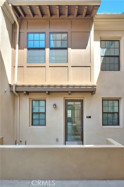 Building Photo - 501 W Foothill Blvd