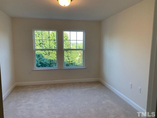 Building Photo - 523 Wayland Grove Ln