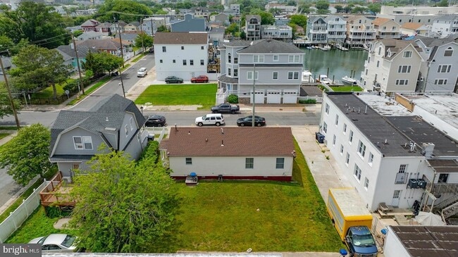 Building Photo - 545 N Connecticut Ave