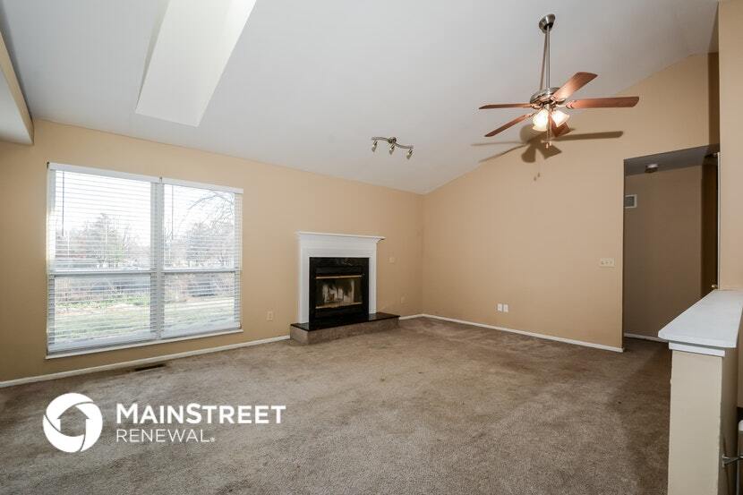Building Photo - 2438 Black Pine Ct