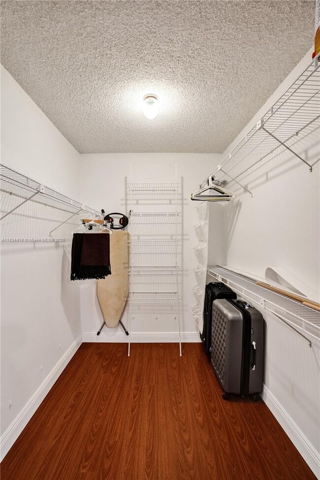 Building Photo - 370 NW 76th Ave