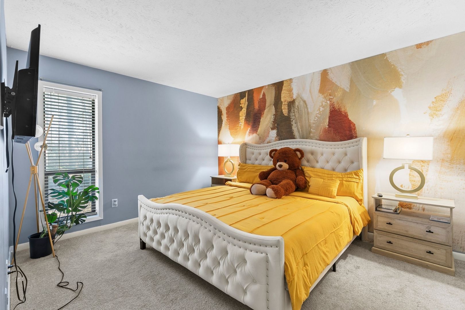 Building Photo - 8740 Roswell Rd