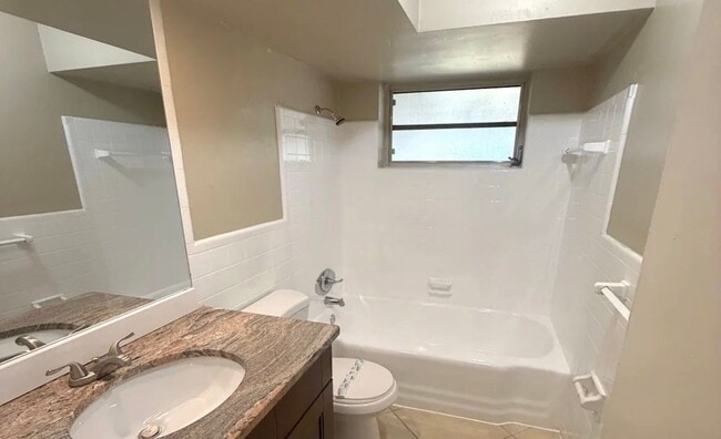 Building Photo - 2191 Pinetop Ln