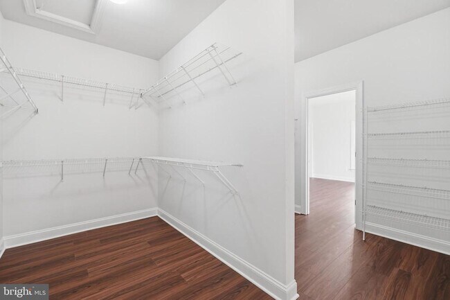 Building Photo - 5285 Meadow Estates Dr