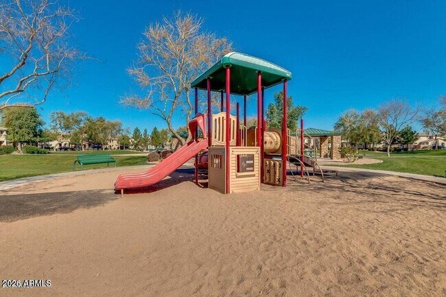 Building Photo - 4334 E Carla Vista Dr