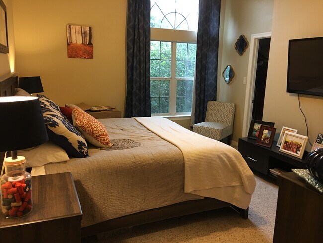 Building Photo - 1622 Cohn St