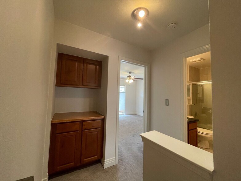 Building Photo - 4800 Osage Dr