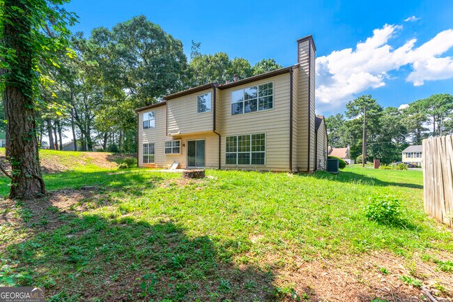 Building Photo - 174 Herscu Ct