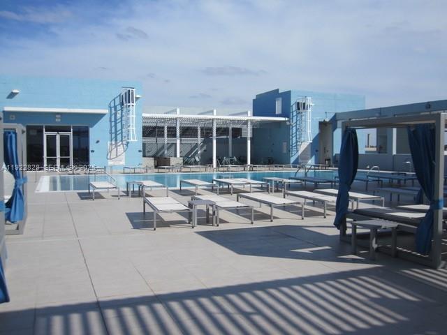 Building Photo - 7661 NW 107th Ave