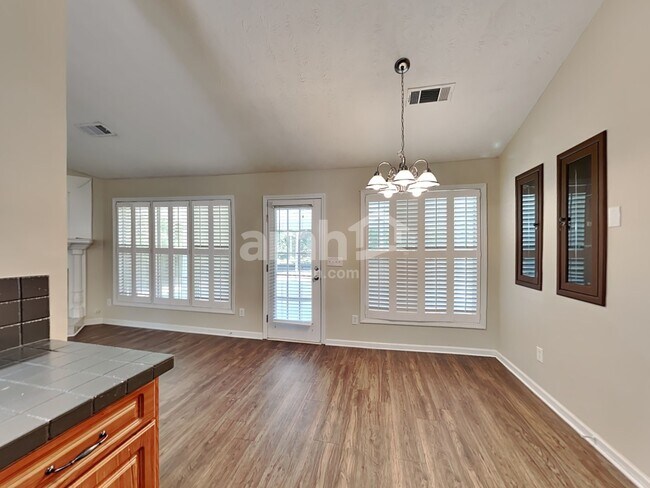 Building Photo - 3385 Woodash Ln