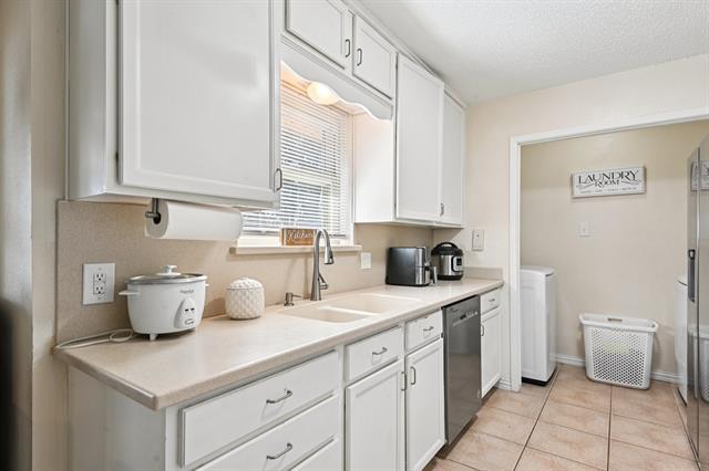 Building Photo - 2106 Avalon Ln