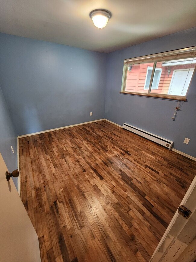 Building Photo - Charming 3 bedroom 1 bathroom home in Bothell!