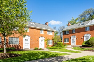 Building Photo - Colonial Court Terraces