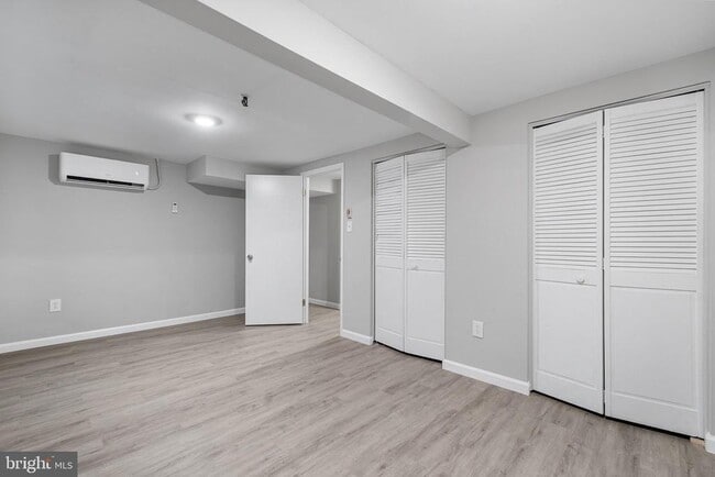 Building Photo - 7795 Penn Manor Ct