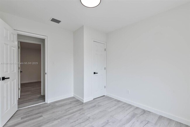 Building Photo - 25 NW 78th St