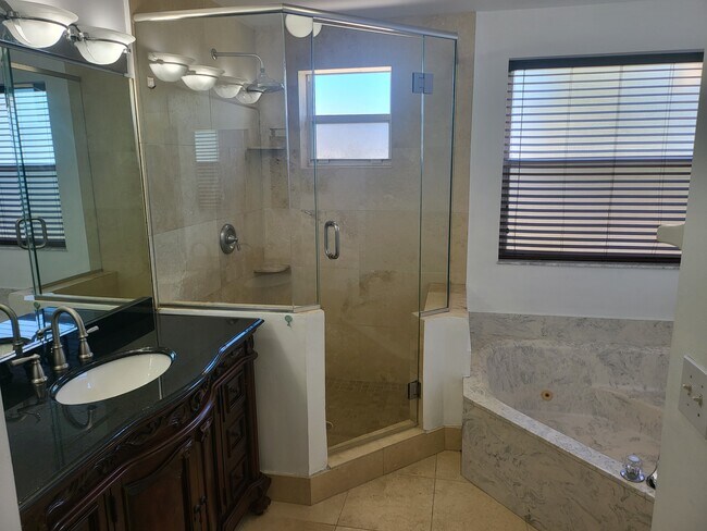 Building Photo - 11126 Harbour Springs Cir