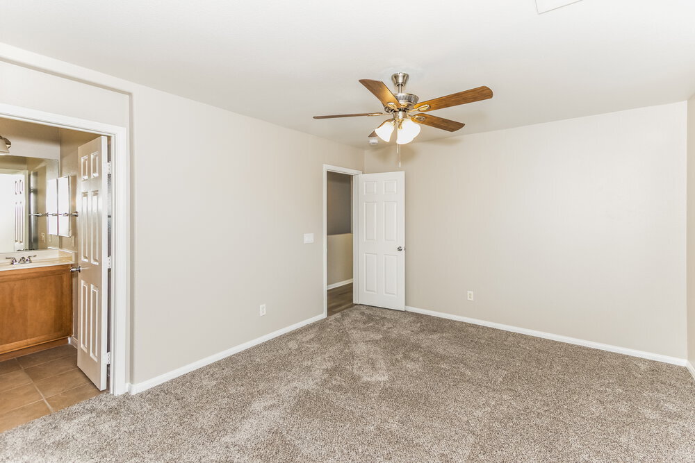 Building Photo - 1300 Sand Castle Ave
