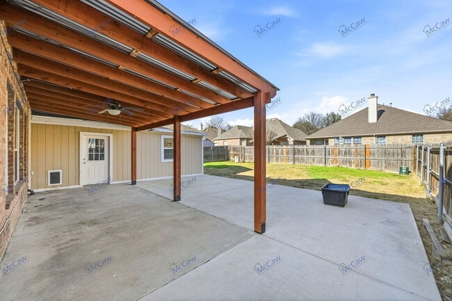 Building Photo - 3833 Tidball Dr