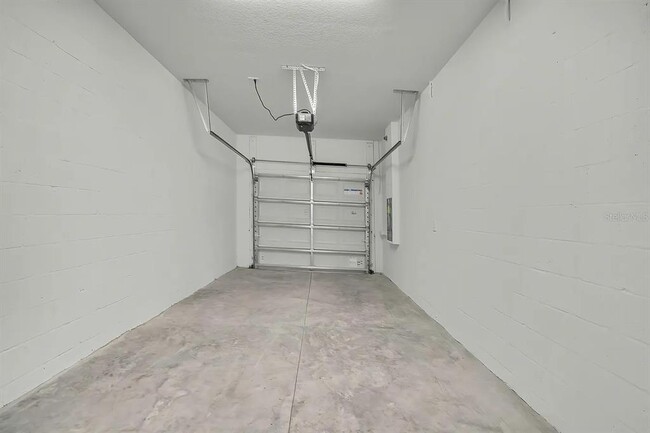 Building Photo - 36144 Risa Michele St