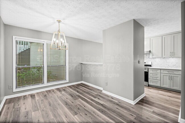 Building Photo - 806 Wynnes Ridge Cir