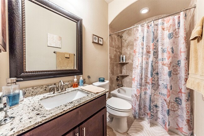 Building Photo - 403 Marina View Dr