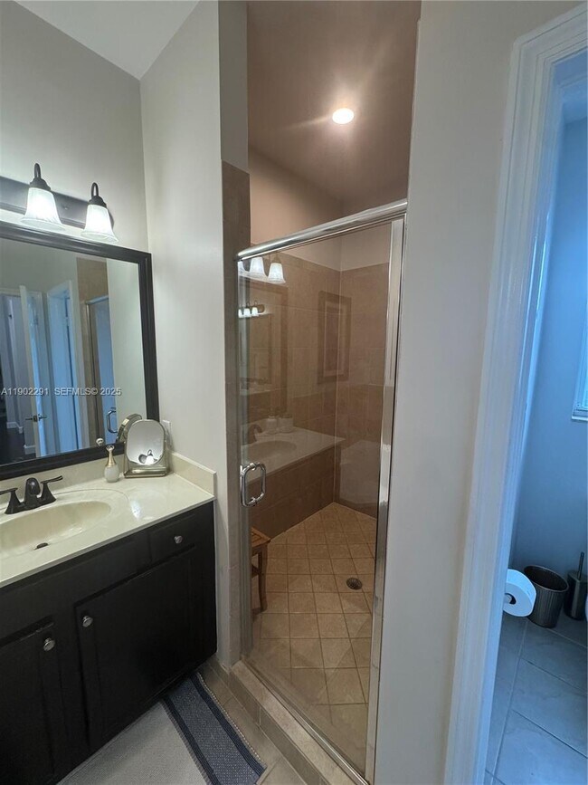 Building Photo - 17145 SW 92nd St