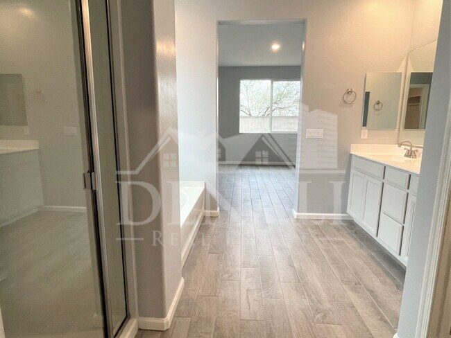 Building Photo - 13227 W Buckskin Trl