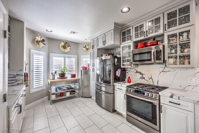 Building Photo - 7520 Barbie Ave