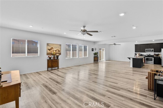 Building Photo - 12487 Sunset Rd