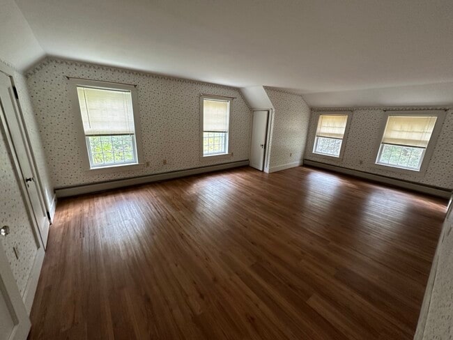 Building Photo - 618 Shearer Hill Rd