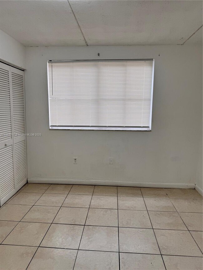 Building Photo - 6115 NW 186th St