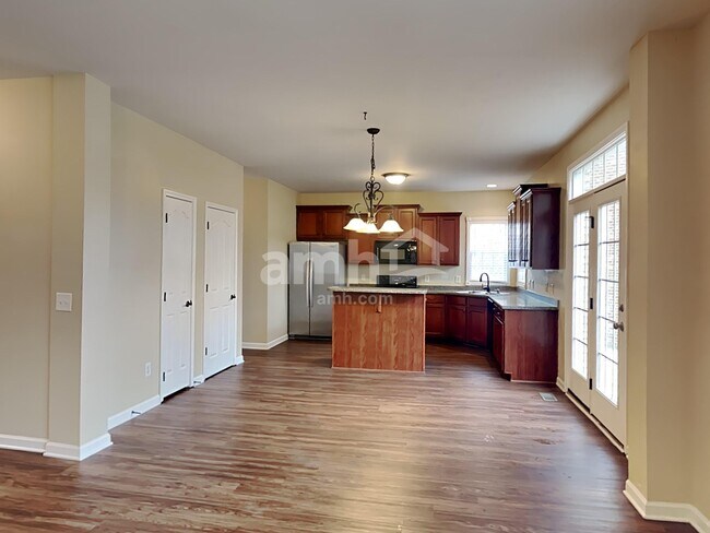 Building Photo - 116 Ruland Cir