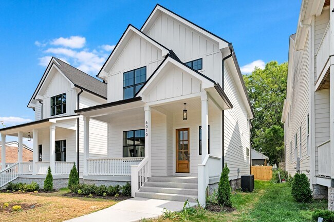 Building Photo - Beautiful home in The Nations!  4 bedrooms and 3 bathrooms in well sought after area.