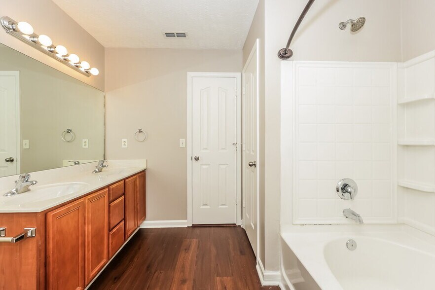 Building Photo - 2115 Cason Trail