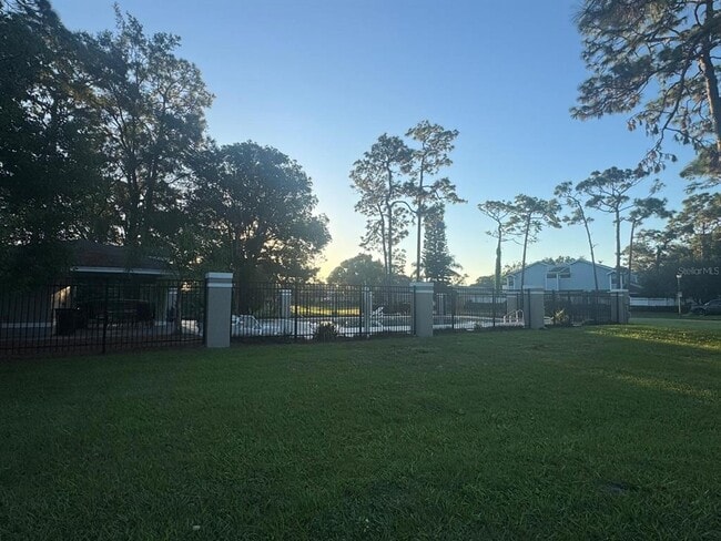 Building Photo - 1613 Winter Green Blvd