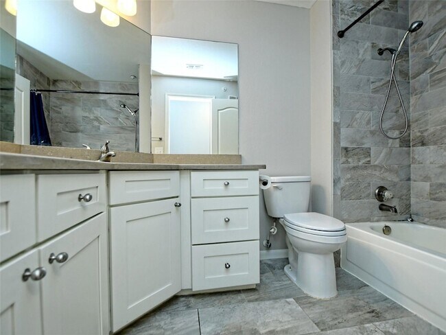 Building Photo - 6000 Shepherd Mountain Cove