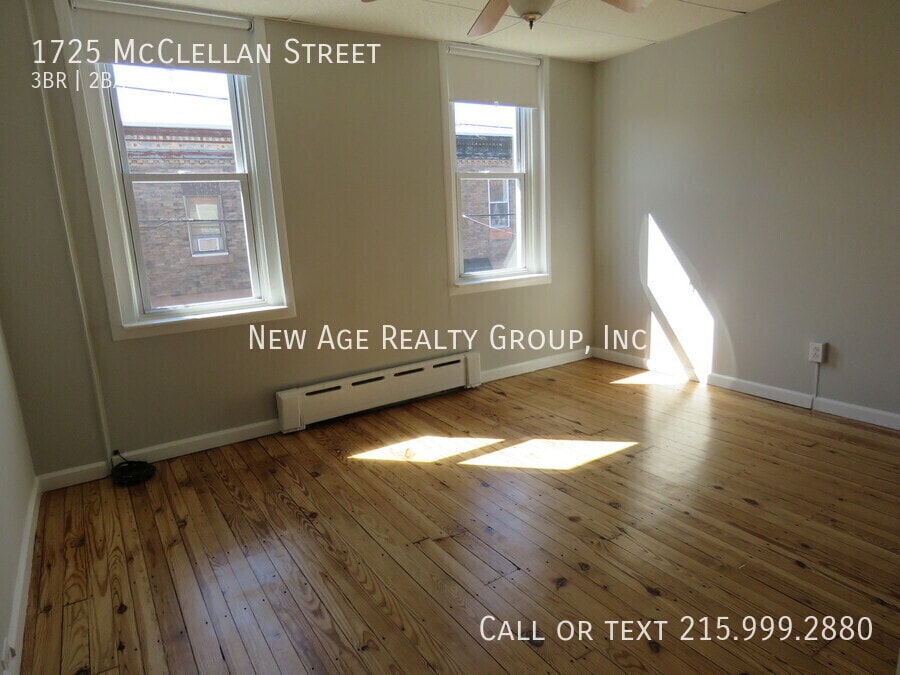 Building Photo - 1725 McClellan St