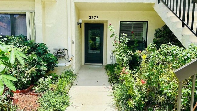 Building Photo - 3377 Lucerne Park Dr