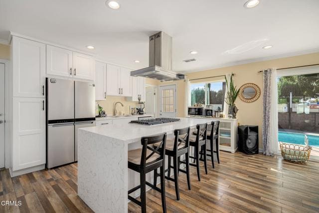 Building Photo - 13240 Ratner St