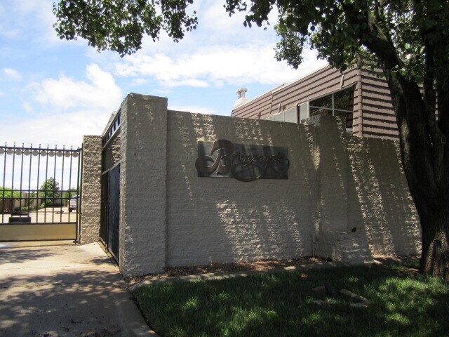 Building Photo - 4112 Coletta Dr