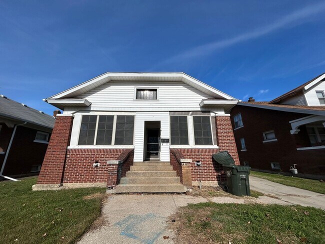 Primary Photo - Updated 3-Bedroom, 1-Bathroom Home – $1,400/Month | Accepting Section 8