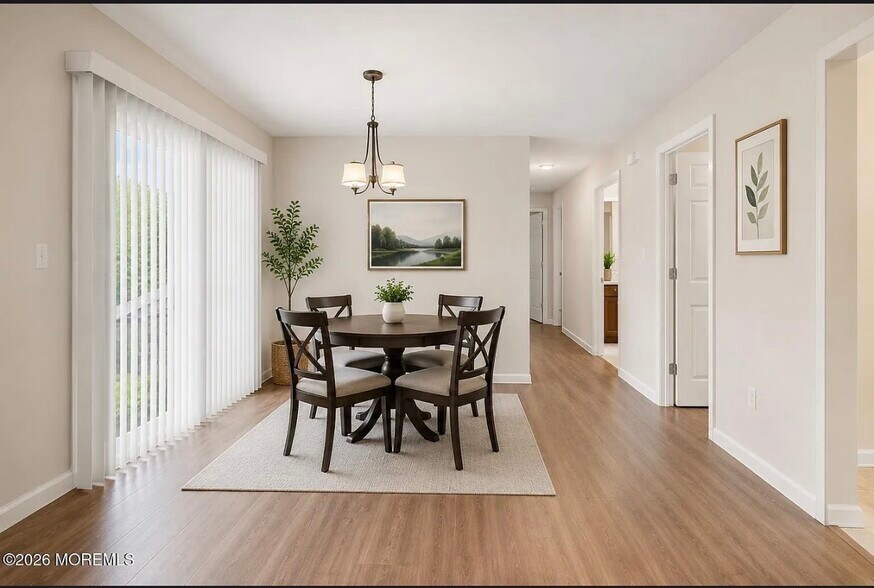 Building Photo - 125 Amberly Dr