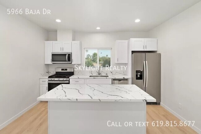Primary Photo - 5966 Baja Dr