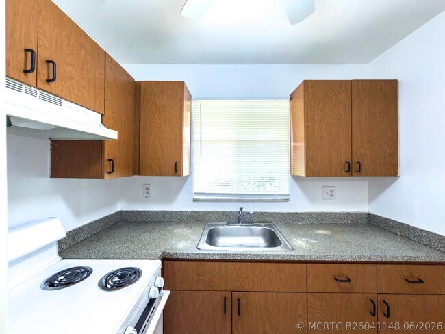 Building Photo - 4109 Riverside Dr