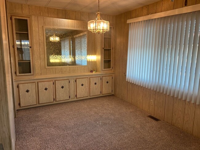 Building Photo - 2 bedroom long term rental in Sun Lakes