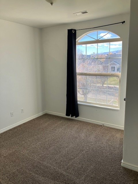 Building Photo - 2426 Orchard Way