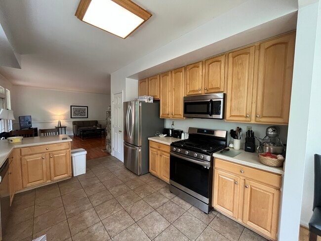 Building Photo - 808 Brushy Mountain Rd