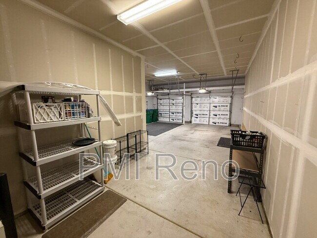 Building Photo - 10290 Cavalry Cir
