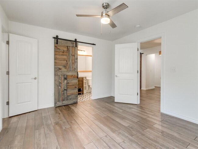 Building Photo - 4101 N Hammond Ave