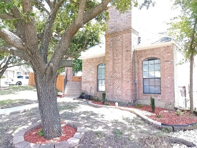 Building Photo - 12718 Hilltop Dr